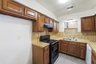 12251 W Village Dr, Houston, TX 77039 - Photo 9
