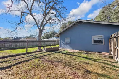 611 S Franklin Street, La Grange, TX 78945 - Photo 25