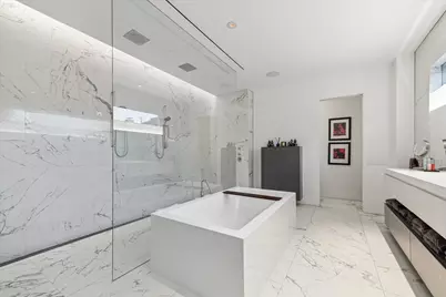 2169 University Boulevard, Houston, TX 77030 - Photo 27