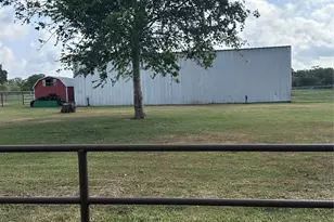 8652 State Hwy 111 E, Yoakum, TX 77995 - Photo 5