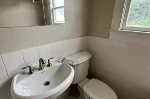 1406-B Columbia St, Houston, TX 77008 - Photo 11