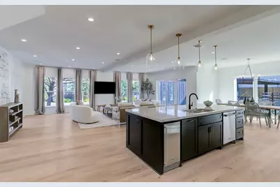 1601 Bonnie Brae Street, Houston, TX 77006 - Photo 1