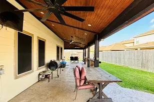 3811 Trent Cove Ln, Pearland, TX 77584 - Photo 21