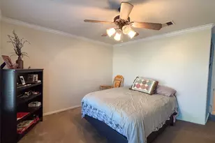 3811 Trent Cove Ln, Pearland, TX 77584 - Photo 13