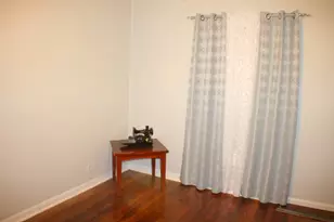 7833 Narcissus St, Houston, TX 77012 - Photo 19