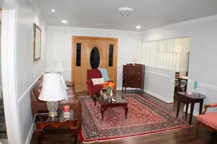 7833 Narcissus St, Houston, TX 77012 - Photo 9