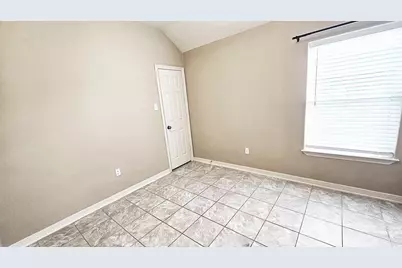 8031 Canyon Street, Houston, TX 77051 - Photo 9