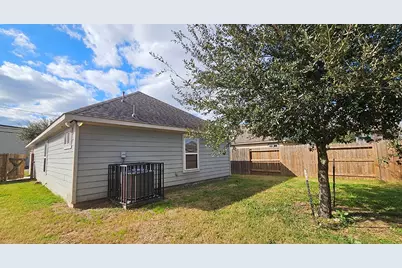 8031 Canyon Street, Houston, TX 77051 - Photo 3