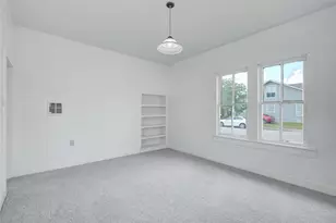 1131 W 2nd St, Freeport, TX 77541 - Photo 5