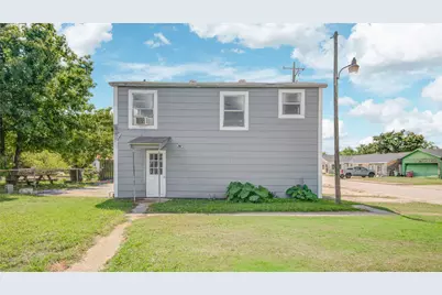 1131 W 2nd Street, Freeport, TX 77541 - Photo 19