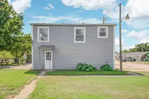 1131 W 2nd St, Freeport, TX 77541 - Photo 19