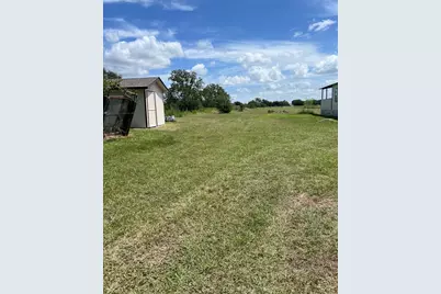 1098 Pecan Valley Drive, Wharton, TX 77488 - Photo 17