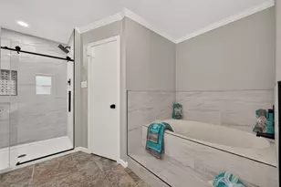 12306 Laneview Dr, Houston, TX 77070 - Photo 29