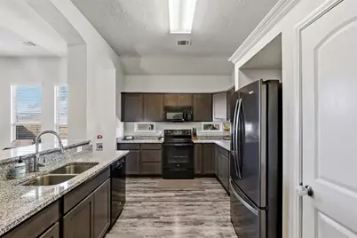 2721 Porters Way, Bryan, TX 77803 - Photo 5