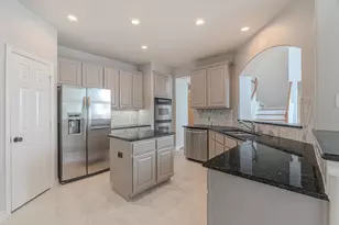 63 W Artist Grove Pl, The Woodlands, TX 77382 - Photo 17