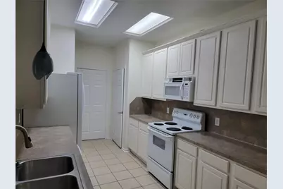 424 Folk Crest Lane, League City, TX 77539 - Photo 3