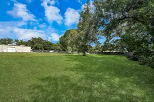 1909 Brooks Ave, Rosenberg, TX 77471 - Photo 41