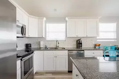 2494 Highway 87, Gilchrist, TX 77617 - Photo 7