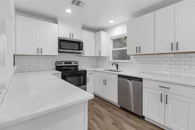 179 Mill Street, Willis, TX 77378 - Photo 9