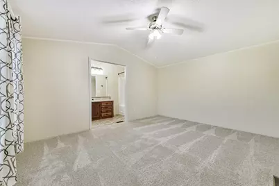 122 Egret Canal S, Baytown, TX 77523 - Photo 11