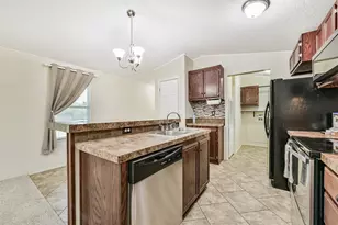 122 Egret Canal S, Baytown, TX 77523 - Photo 9