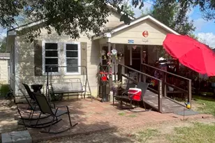 1718 Carlisle St, Rosenberg, TX 77471 - Photo 1