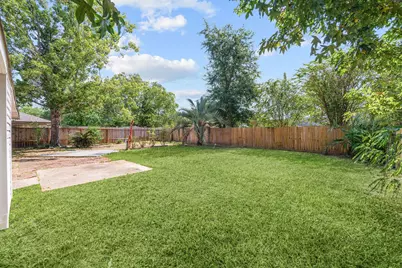 19722 Bellaw Woods Drive, Humble, TX 77338 - Photo 17