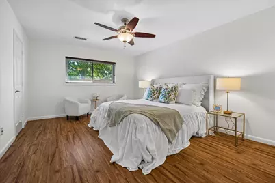 10831 Olympia Drive, Houston, TX 77042 - Photo 9