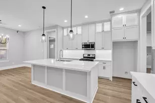2627 Carmel St, Houston, TX 77091 - Photo 3