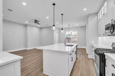 2627 Carmel Street, Houston, TX 77091 - Photo 9