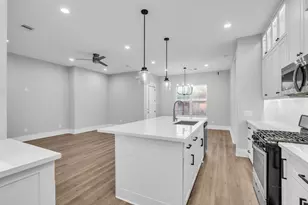 2627 Carmel St, Houston, TX 77091 - Photo 9