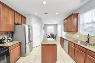 14803 Whispy Green Ct, Cypress, TX 77433 - Photo 9