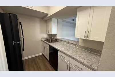 7315 Brompton Street #103B, Houston, TX 77025 - Photo 3