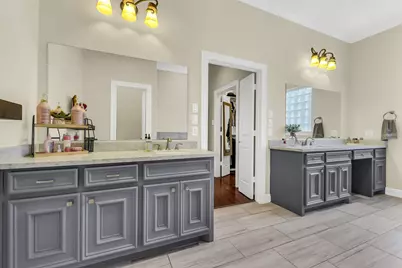 754 Holly Springs Drive, Conroe, TX 77302 - Photo 27