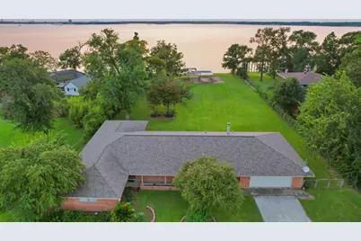 430 S Burnett Drive, Baytown, TX 77520 - Photo 29