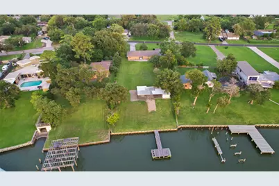 430 S Burnett Drive, Baytown, TX 77520 - Photo 19