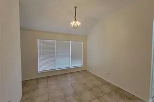 2034 Village Park Dr, Missouri City, TX 77489 - Photo 9