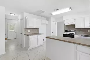3226 Lakefield Way, Sugar Land, TX 77479 - Photo 17