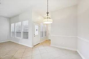 9206 Sunlight Oak Ln, Houston, TX 77070 - Photo 15