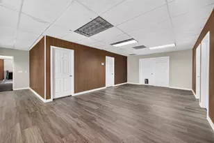 2934 Washington Dr, Houston, TX 77038 - Photo 33