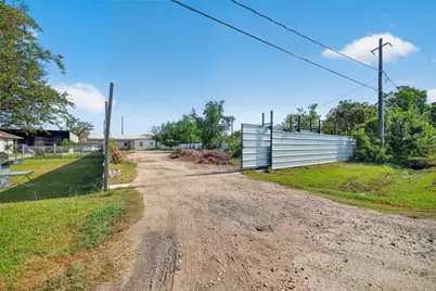 2934 Washington Drive, Houston, TX 77038 - Photo 43