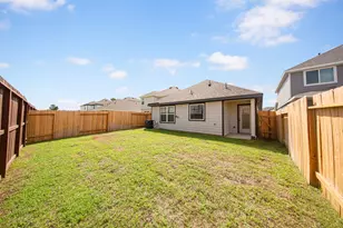 2122 Creole Crk Ln, Houston, TX 77090 - Photo 17