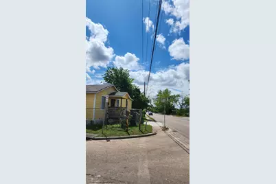 7918 N Main Street, Houston, TX 77022 - Photo 13