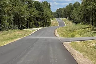 16611 Retreat Rd, Willis, TX 77378 - Photo 7