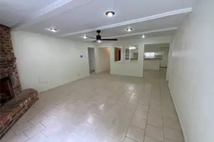 7710 Ashmole Ln, Houston, TX 77088 - Photo 5