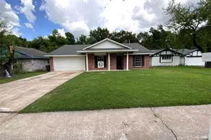 7710 Ashmole Ln, Houston, TX 77088 - Photo 1