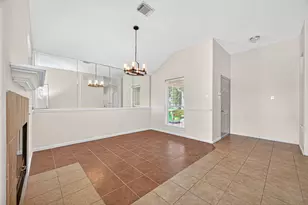 23914 Glengate Dr, Spring, TX 77373 - Photo 7