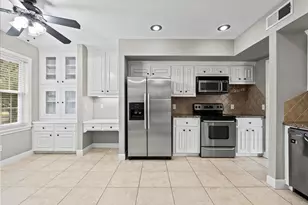 1729 Enterprise Ave, League City, TX 77573 - Photo 9