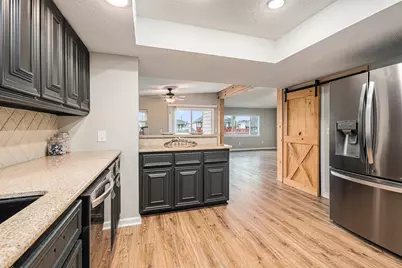 658 Warsaw Street, Bayou Vista, TX 77563 - Photo 5