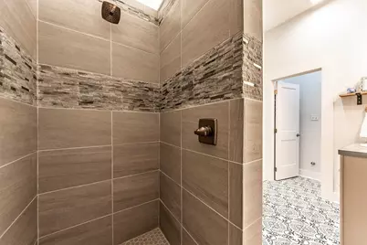 2021 Avenue O 1/2, Galveston, TX 77550 - Photo 23